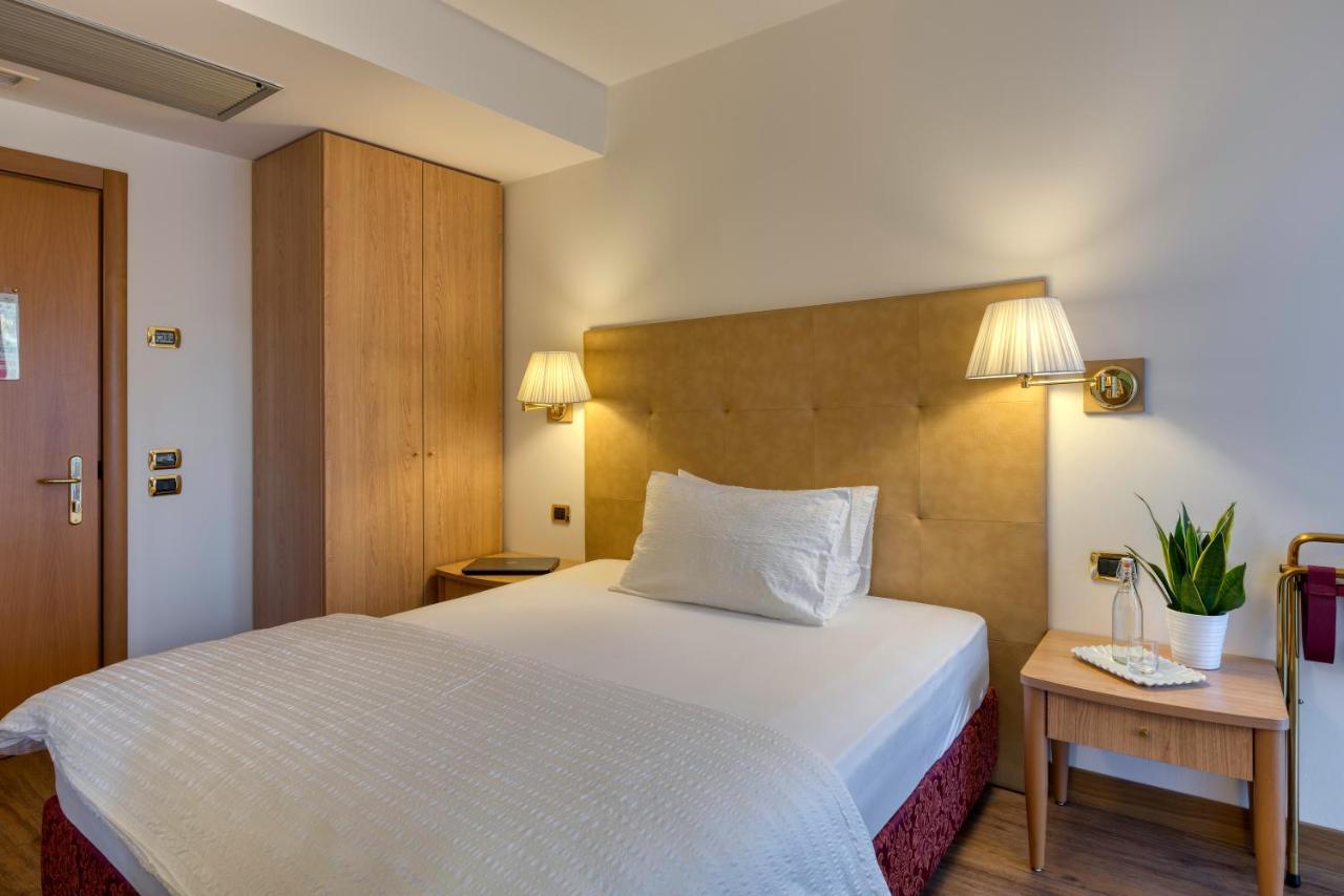 Hotel Sporting Trento Eksteriør billede